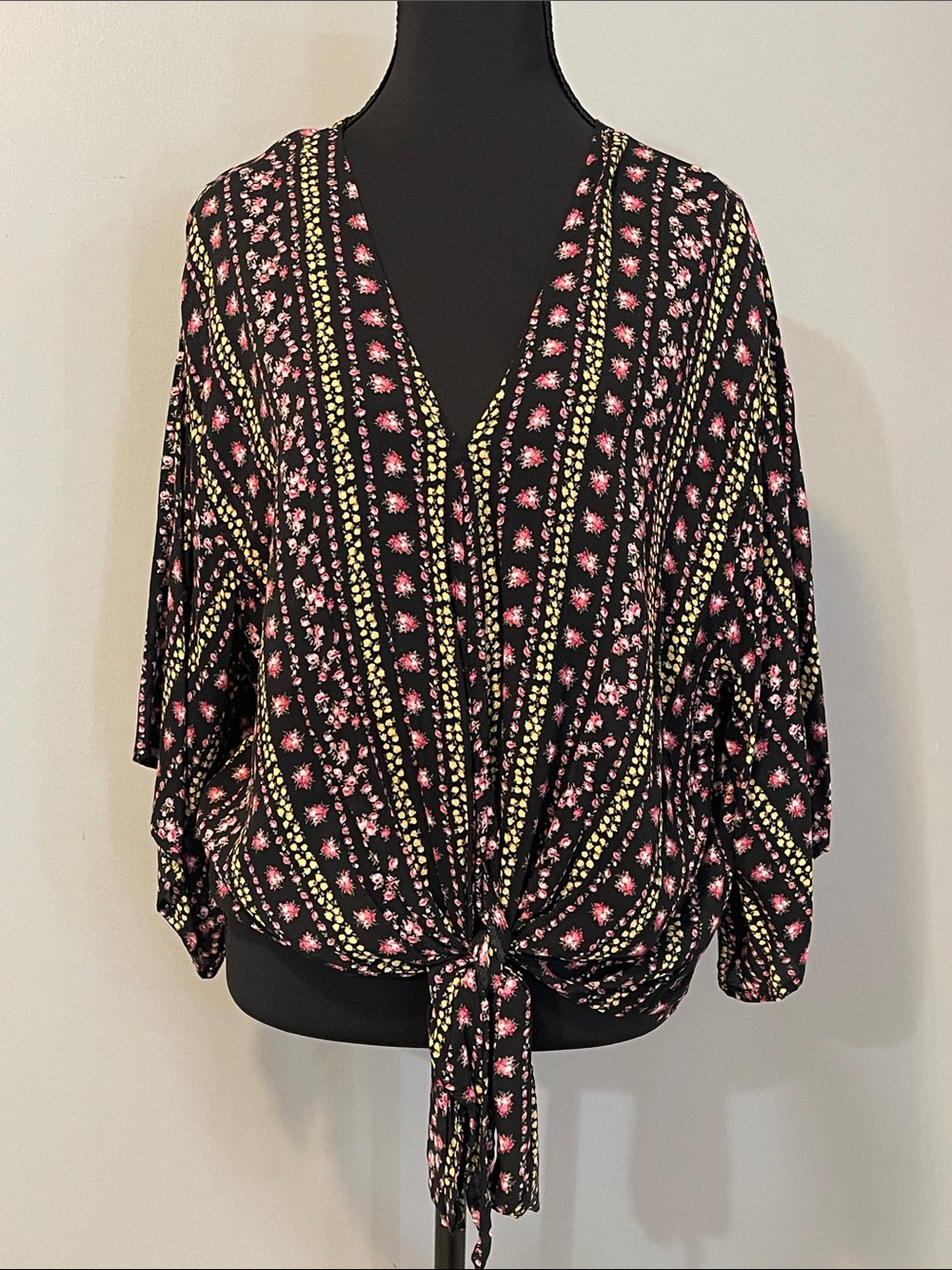 Polly & Esther Black Floral Tie-Front Blouse with Pink and Yellow Accents